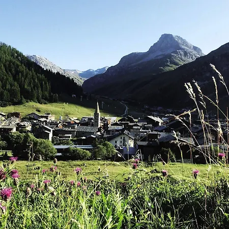 Aparthotel Les Jardins De La Balme Val-dʼIsère